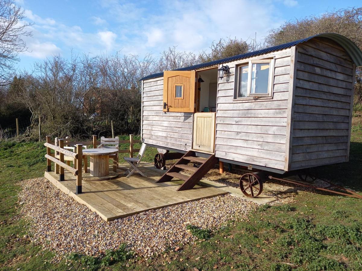 Chalet Under The Stars Shepherds Huts At Harbors