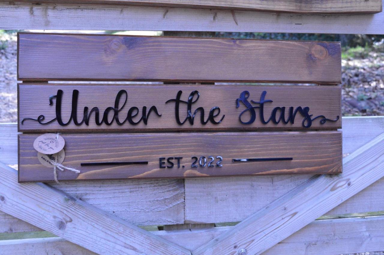 Under The Stars Shepherds Huts At Harbors Newchurch (Isle of Wight)