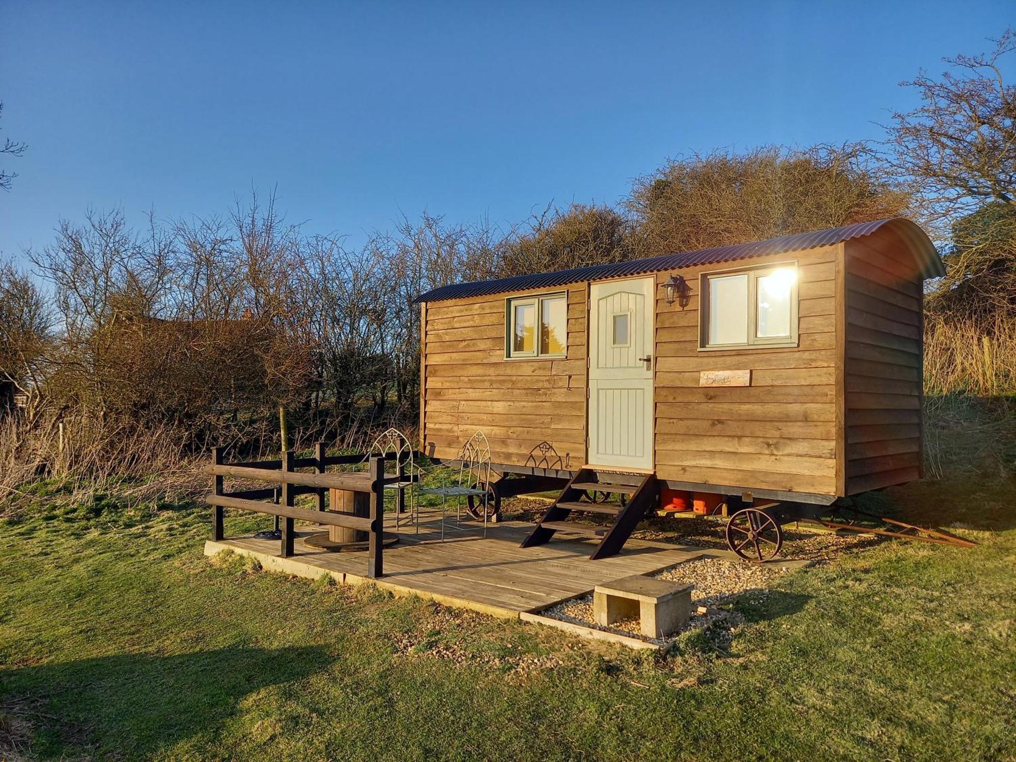 Under The Stars Shepherds Huts At Harbors